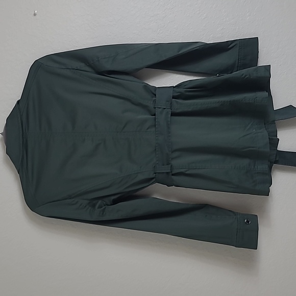 White House Black Market size 8 short trench jacket army green - Picture 6 of 8